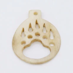 BN385-62: Bone Bear Paw Print Pendant Carved Antique 35x45mm - 5 Pieces