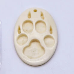 BN385-66: Bone Wolf Paw Print Pendant White 28x43mm - 5 Pieces